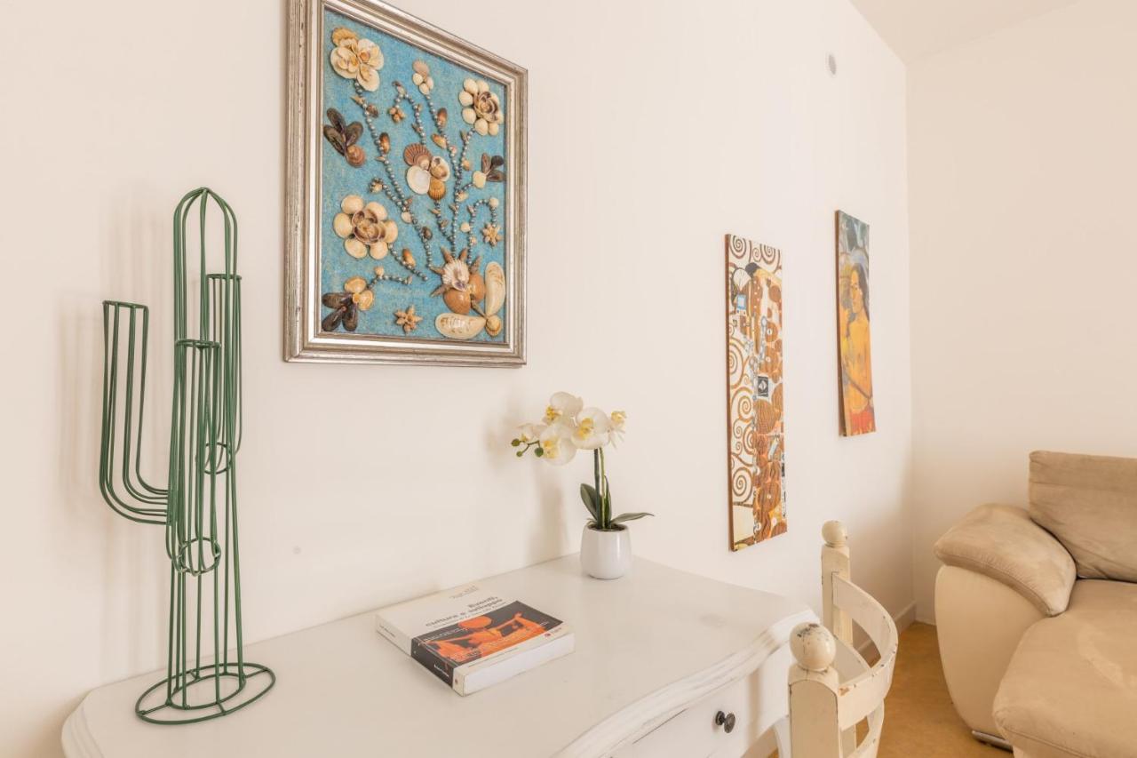 Dimora Il Castello Apartment Racale Bagian luar foto